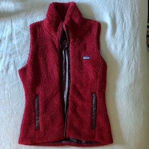 Patagonia Los Gatos fuzzy vest - reversible red